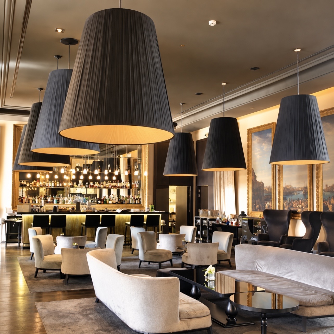 INTERCONTINENTAL 